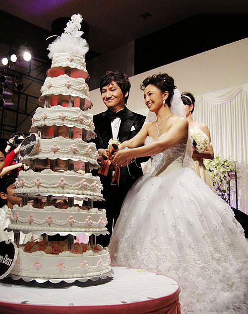 37歲嫁華誼副總裁，王菲給她當伴娘，48歲手握半個娛樂圈，憑什麼 娛樂八卦吃瓜 第1张