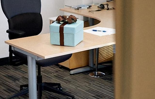 送同学什么礼物好,几毛钱广告小礼品