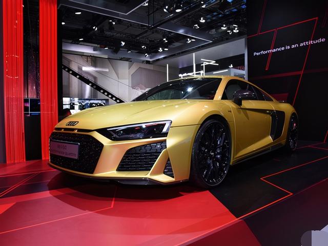 战斗范儿十足，新款奥迪R8，不愧是无数人心中的“梦想之车”