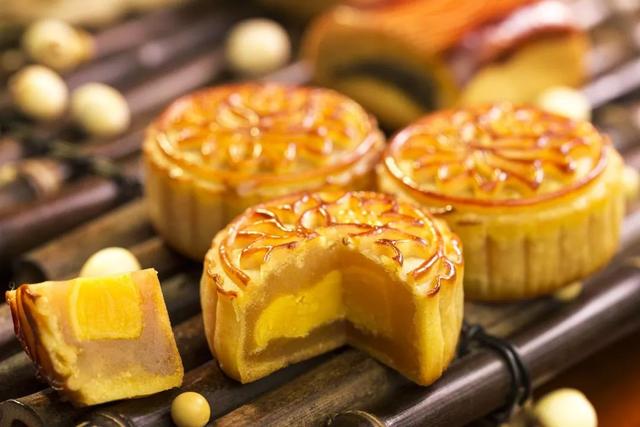 韭菜月餅、榴槤月餅、冰淇淋月餅，奇葩的月餅口味，你吃過幾種？ 熱愛美食 第2张