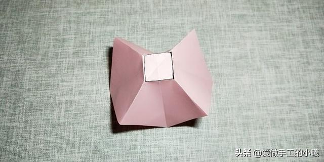 正方形礼盒蝴蝶结打法 礼盒上怎么打蝴蝶结