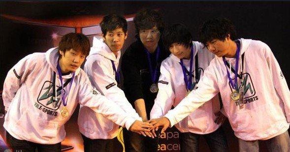 穿越火线史上最牛公会：4000人同时在线，会长是终身荣誉会员