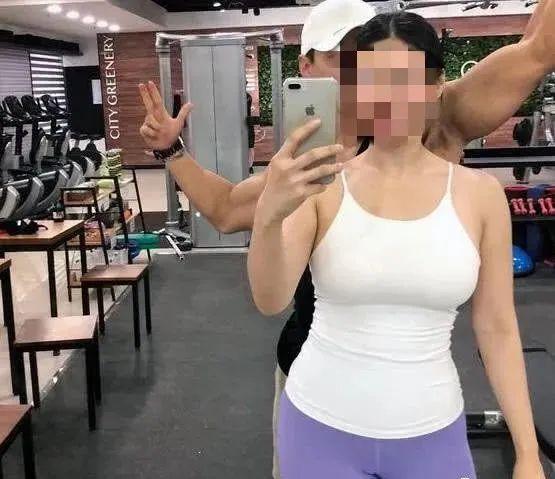 健身房店長怒斥：這里是健身房，不是選鴨館 健身減肥達人 第6张