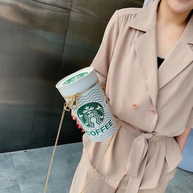情人节送女朋友什么礼物比较有意义2月14如何宠爱你的女友，“包”治情人节送