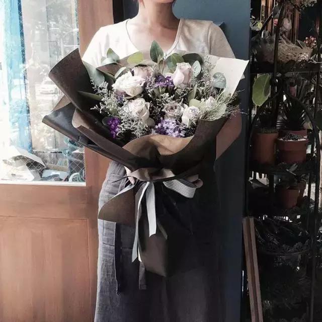亲姐姐过生日送什么花比较好,生日送礼物给女生送什么花