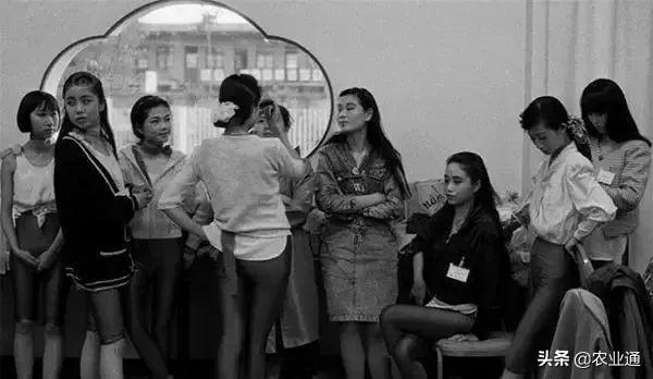 老歌经典大全80年代，盘点80年代经典老歌（80年代的那些老歌）