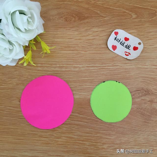 立体蝴蝶折纸步骤图解 最简单蝴蝶折法4步图片