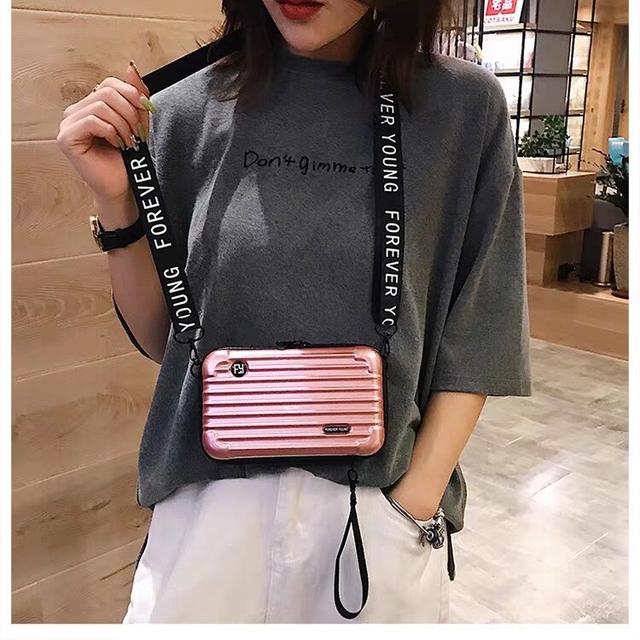 情人节送女朋友什么礼物比较有意义2月14如何宠爱你的女友，“包”治情人节送