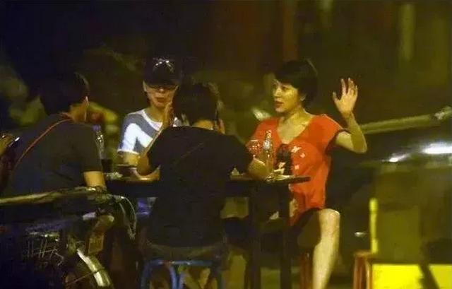與袁立範冰冰爭男人，稱演不了農村人，金巧巧才是興風作浪姑奶奶 娛樂八卦吃瓜 第14张