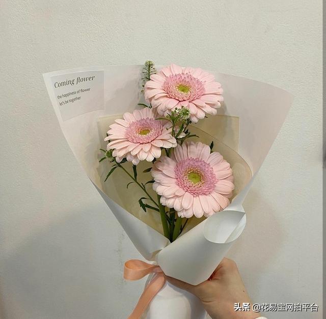 情人节送老公什么情人节送花指南，不会送花的看过来
