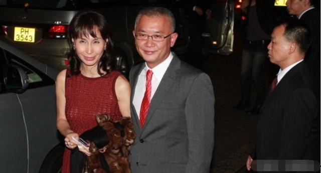 他為賭王效力20年，怕分千億資產被踢出局，成最慘女婿 娛樂八卦吃瓜 第9张