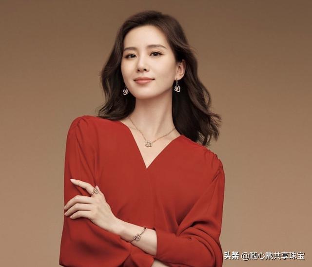 七夕马上要到了！这份讨女朋友欢心的礼物清单拍了拍你 情人节送什么礼物给