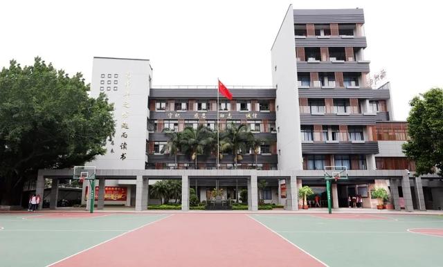 福州有哪些比较好的私立中学呢，3年学费45万揭秘福州