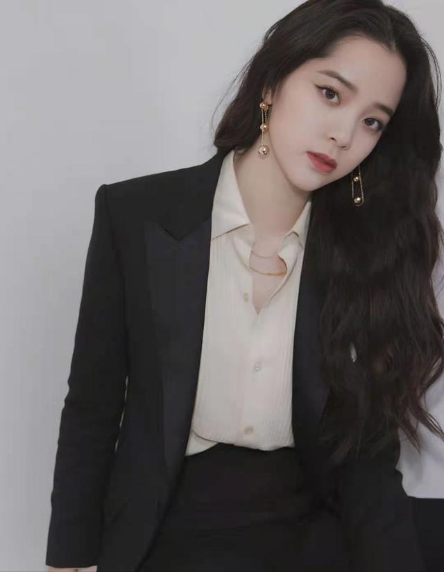 黄金项链款式女,十大奢侈品项链排名