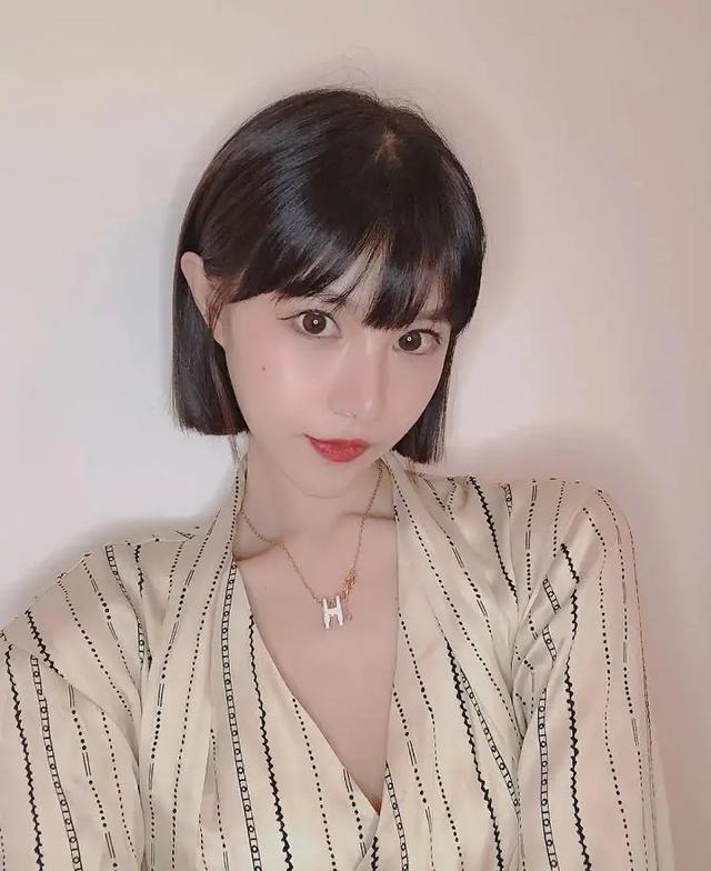 适合发量多头发蓬松女生的短发，适合头发多发质硬的6款短发