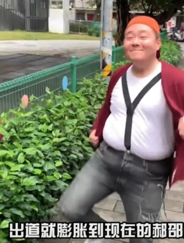 3歲出道10歲片酬千萬，遭父母敗光家產，今31歲悲哀開直播找回憶 娛樂八卦吃瓜 第14张