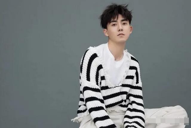 "五阿哥"如今淪為十八線藝人，紅不了的張睿轉行賣燒烤？ 娛樂八卦吃瓜 第12张