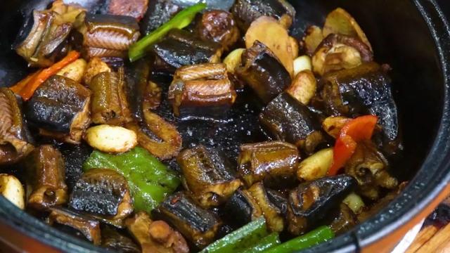 广州天河区必吃榜啫啫煲，广州味道市井里会