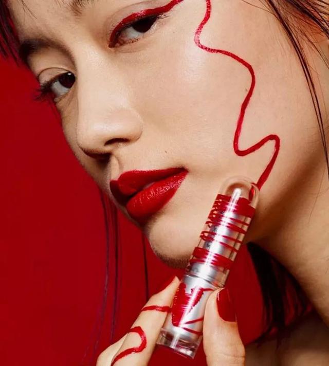 七夕续命指南，不会送礼物？那就送她自由吧 情人节送女朋友什么礼物比较有