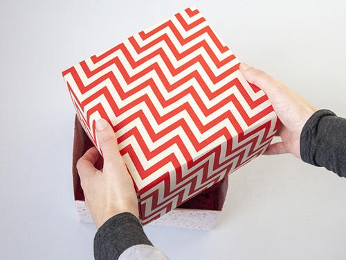 包包的折法大全最简单 礼物包装纸折法教程