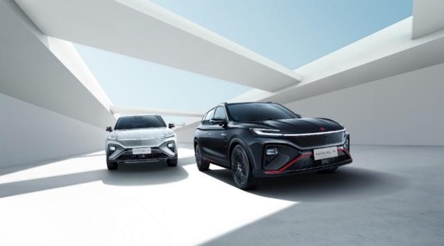 手势开天窗、语音控制车速，上汽R汽车MARVEL R正式上市｜一线车讯