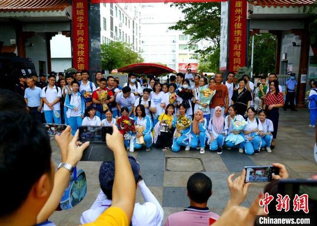 自制棒棒糖花束,棒棒糖怎么包装成花束