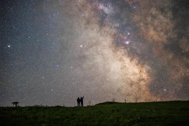 95年10月7日什么星座(95年十月初七是什么星座)插图7