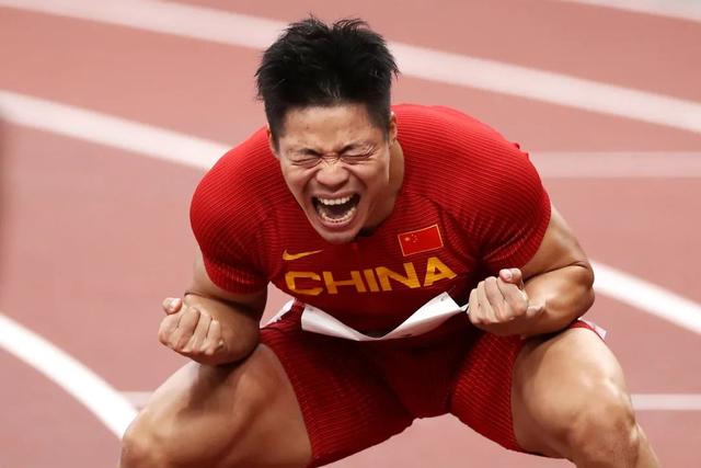 苏炳添百米跑进10秒，苏炳添百米突破10秒（世锦赛史上最高参赛标准）