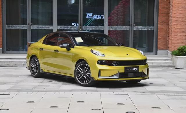 新款领克03上市，依旧炫酷，是否值得买？