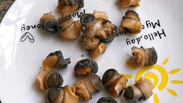 广西“螺蛳粉”不要煮着吃，大厨教你炒着吃，一盘不够吃，收藏了