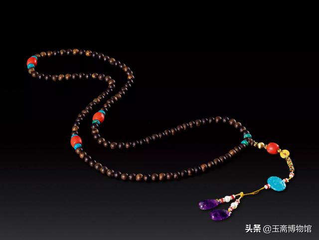 珍贵的绿色佛珠拍卖记录，没想到一串佛珠竟然卖到100万