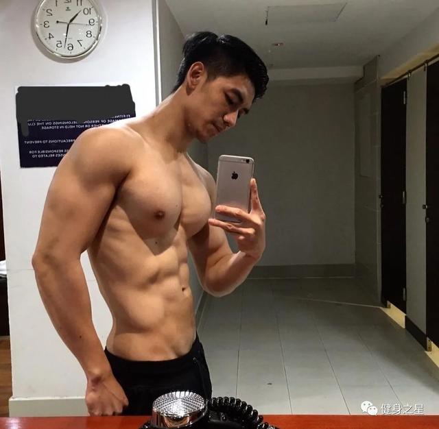 他是肌肉小狼狗，曾入選「環球先生」，這身材是什麼水平？ 健身減肥達人 第2张