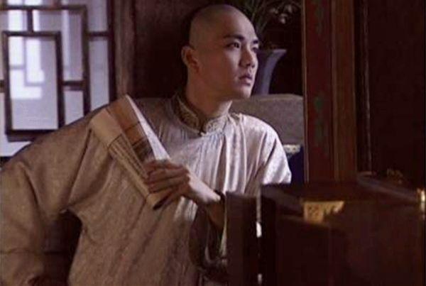 蝶恋花出塞纳兰信德赏析（《蝶恋花 · 出塞》原文及翻译）