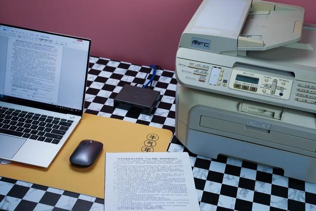 如何自建nas私有云，NAS很贵黑群很难两步让你0基础搭建私有云空间