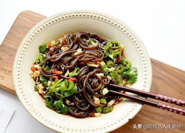 蕨根粉怎么做好吃有营养，蕨菜根营养美味