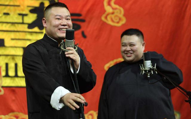 岳雲鵬年收入近3000萬，看完德雲社抽成，真不明白曹雲金為何要走 娛樂八卦吃瓜 第12张