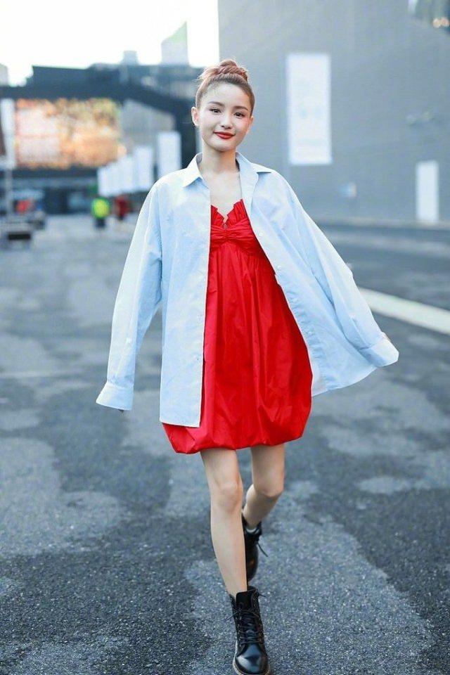 林小宅分手後首露面！滿面春風好心情未受影響，網友：網紅變明星 娛樂八卦吃瓜 第4张