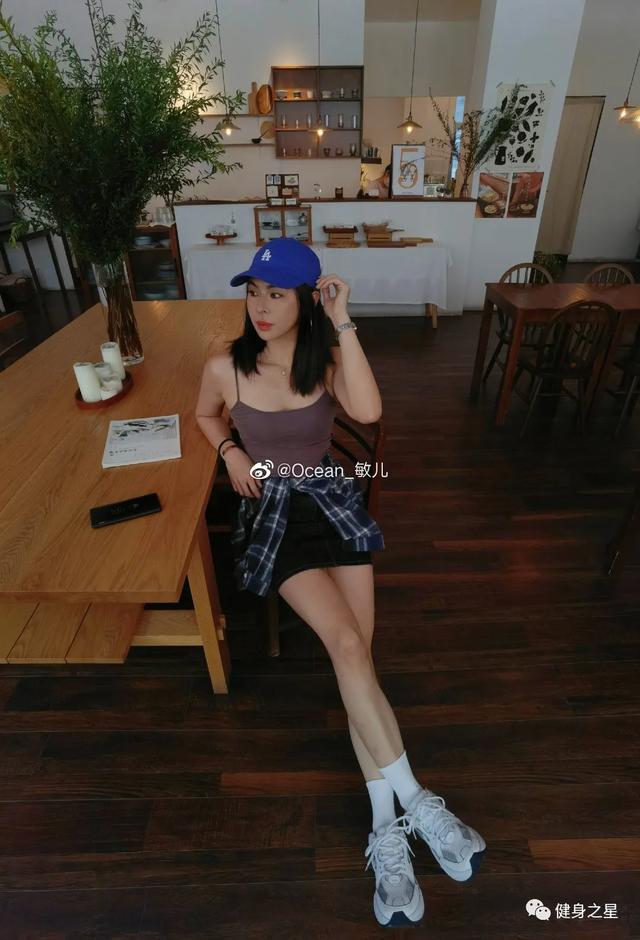 27歲的廣東女健身教練，身材健美有型，路上回頭率十足 街拍正妹 第15张