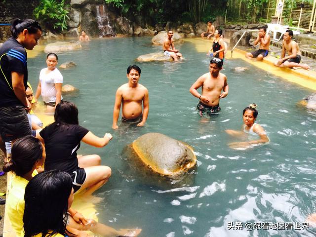 全裸泡温泉没问题！半裸运动绝对不行？日本的潜规则让外国人蒙圈