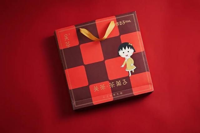 礼品盒图片 精美打开的礼品盒图片