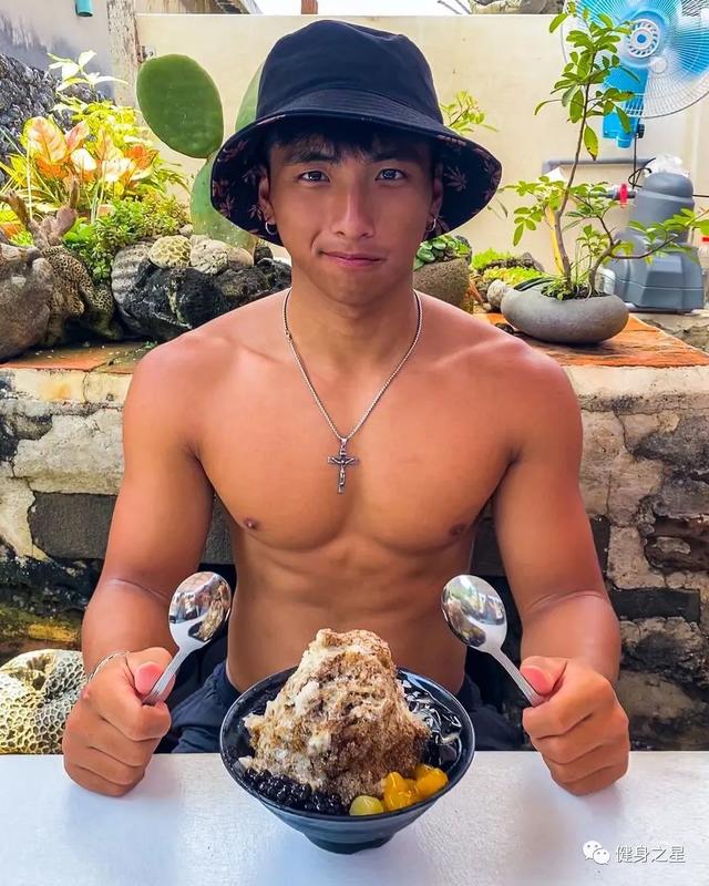 高顏值+好身材，他是皮劃艇運動員，也是「筋肉小鋼炮」 健身減肥達人 第10张