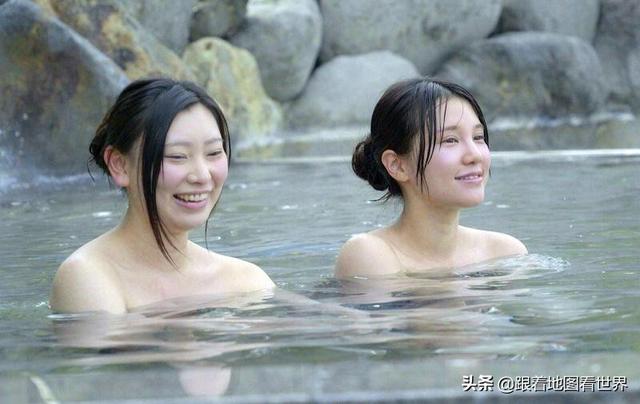 全裸泡温泉没问题！半裸运动绝对不行？日本的潜规则让外国人蒙圈