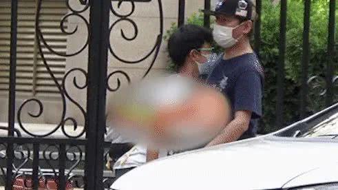 白百何陳羽凡三口齊現身，白百何穿搭低調，兒子元寶身高快超爸爸 娛樂八卦吃瓜 第6张