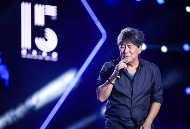 周華健的美國老婆，被嘲夫妻像母子，如今34年不離不棄被寵成公主 娛樂八卦吃瓜 第5张