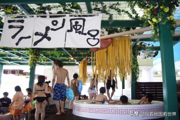 全裸泡温泉没问题！半裸运动绝对不行？日本的潜规则让外国人蒙圈