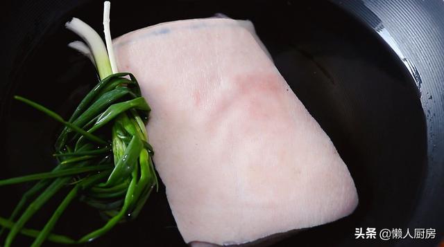 夏季，我家就愛這樣吃五花肉，當追劇的小零食，越嚼越香 熱愛美食 第2张
