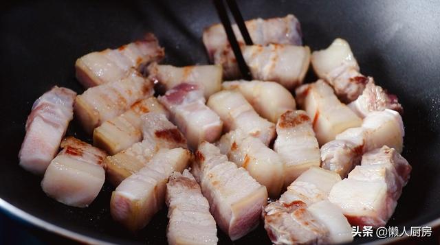 大廚教你做紅燒肉，記住這些，入口即化味道香，減肥也要吃幾塊 熱愛美食 第8张