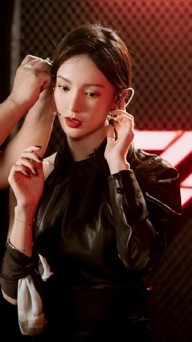 送30岁女人礼物前十件排名,老婆30岁生日送什么花比较好