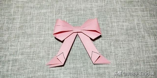 正方形礼盒蝴蝶结打法 礼盒上怎么打蝴蝶结
