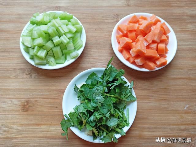 適合下酒的5道「冷盤」菜，酥嫩爽口，營養不膩，學會做給家人吃 熱愛美食 第33张